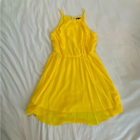 Suzy Shier yellow short summer  dress size M - Picture 2 of 7